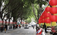 物业费6毛收不上，涨价后几乎收满！深圳一30多年老小区，改变如何发生？