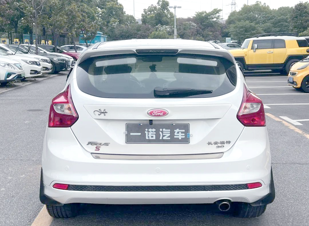 福克斯(福克斯零容忍原版在线观看)